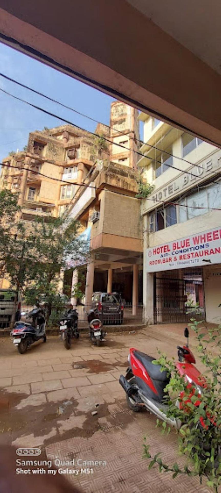 Hotel Blue Wheel,Bhubaneswar Exterior photo